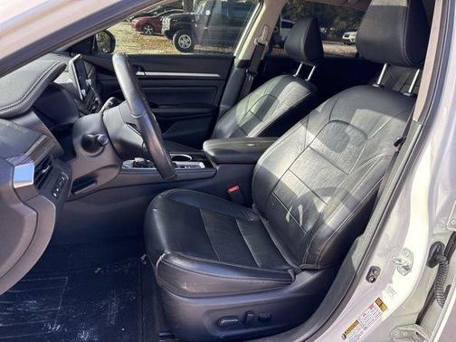 2020 Nissan Altima 2.5 Platinum