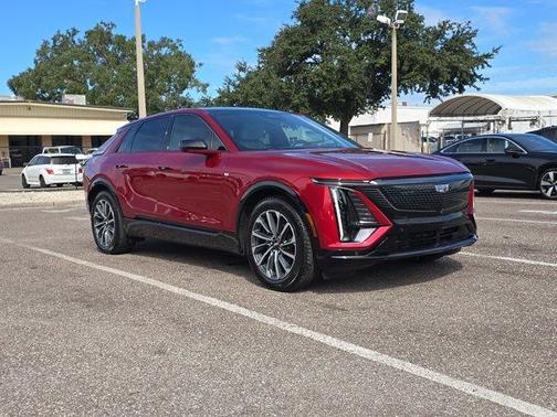 2024 Cadillac LYRIQ Sport