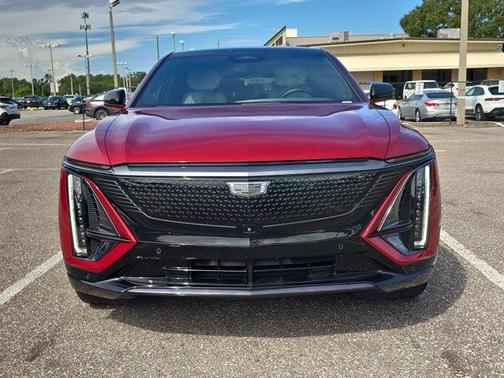 2024 Cadillac LYRIQ Sport