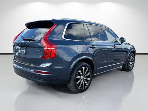 2023 Volvo XC90 B5 Core