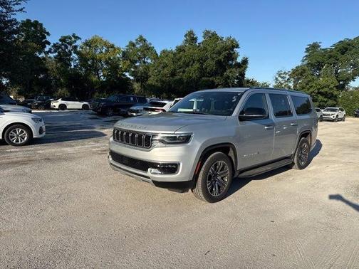 Silver Zynith 2024 Jeep Wagoneer L Series II