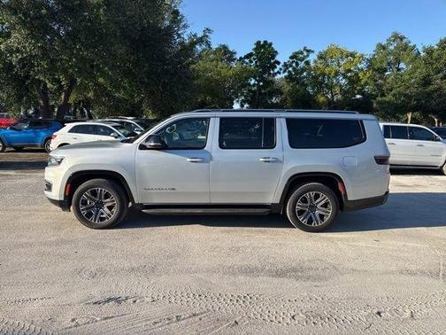 Silver Zynith 2024 Jeep Wagoneer L Series II