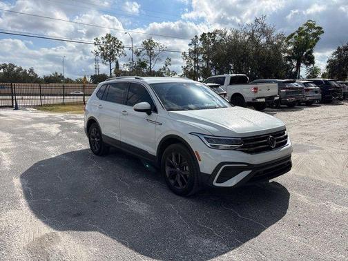 2023 Volkswagen Tiguan 2.0T SE