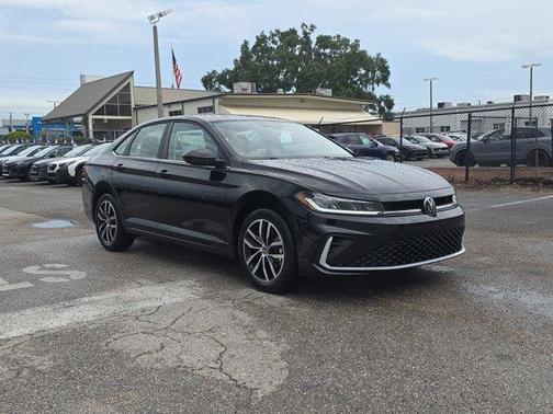 2025 Volkswagen Jetta 1.5T SE
