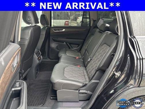 2024 Volkswagen Atlas 2.0T SEL Premium R-Line