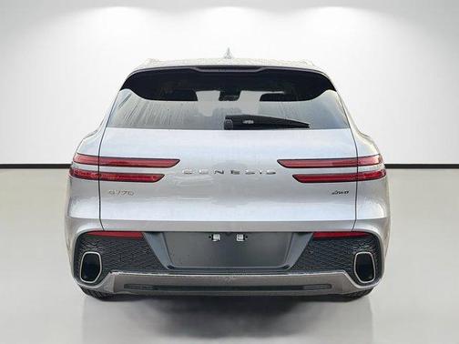 Savile Silver 2023 Genesis GV70 2.5T
