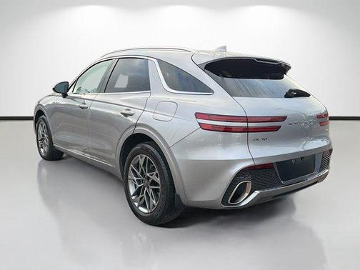 Savile Silver 2023 Genesis GV70 2.5T