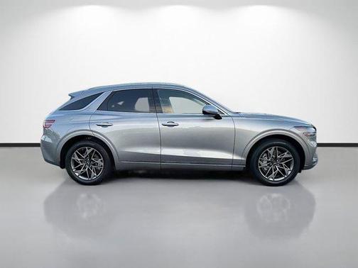 Savile Silver 2023 Genesis GV70 2.5T