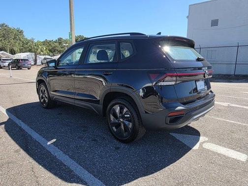 2025 Volkswagen Taos 1.5T S