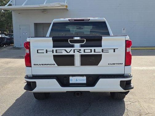 2021 Chevrolet Silverado 1500 Custom