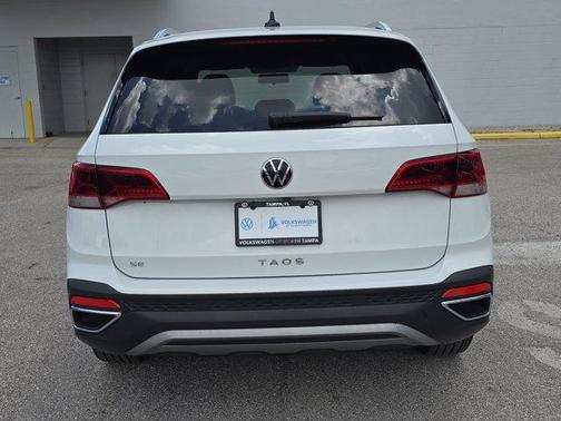 2022 Volkswagen Taos 1.5T SE