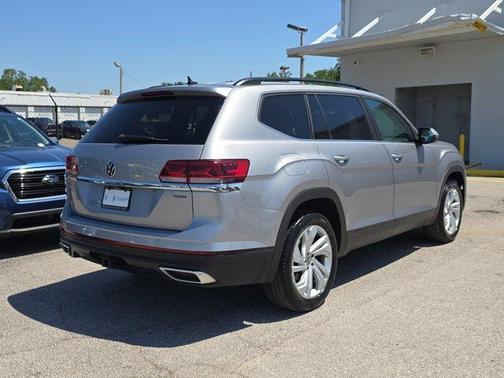 2023 Volkswagen Atlas 3.6L SE w/Technology