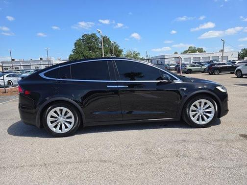 2018 Tesla Model X 75D