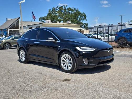 2018 Tesla Model X 75D