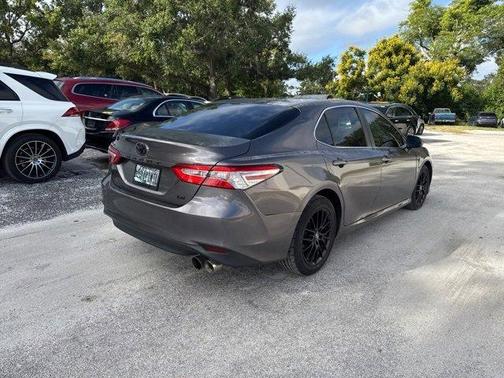 2018 Toyota Camry LE