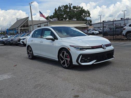 2025 Volkswagen Golf GTI 2.0T SE