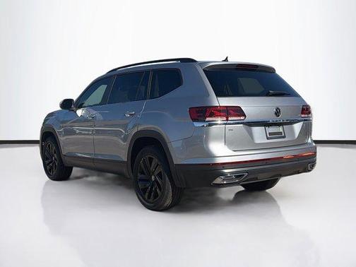 2022 Volkswagen Atlas 2.0T SE w/Technology
