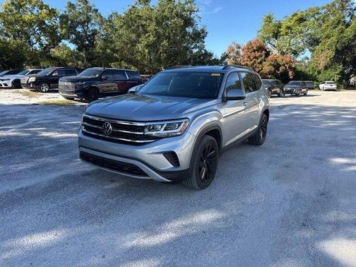2022 Volkswagen Atlas 2.0T SE w/Technology