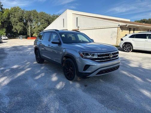 2022 Volkswagen Atlas 2.0T SE w/Technology