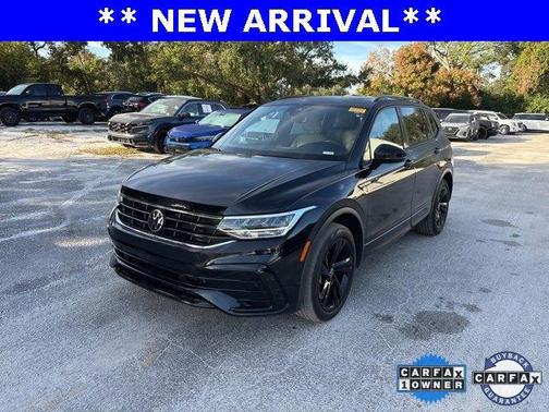 2023 Volkswagen Tiguan 2.0T SE R-Line Black