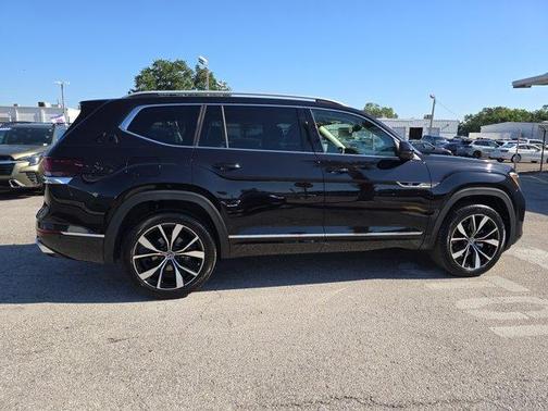 2025 Volkswagen Atlas 2.0T SEL Premium R-Line