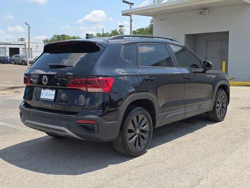 2022 Volkswagen Taos 1.5T S