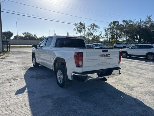 2023 GMC Sierra 1500 SLE