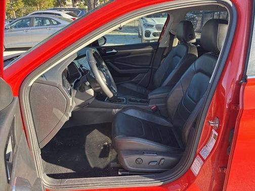 2019 Volkswagen Jetta 1.4T SEL Premium