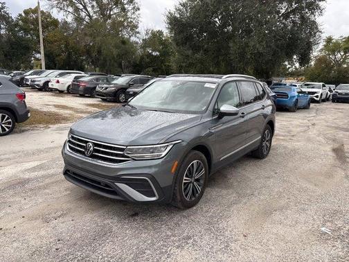 2024 Volkswagen Tiguan 2.0T Wolfsburg Edition