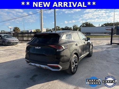 2024 Kia Sportage EX