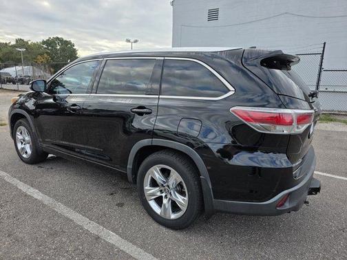2016 Toyota Highlander Limited