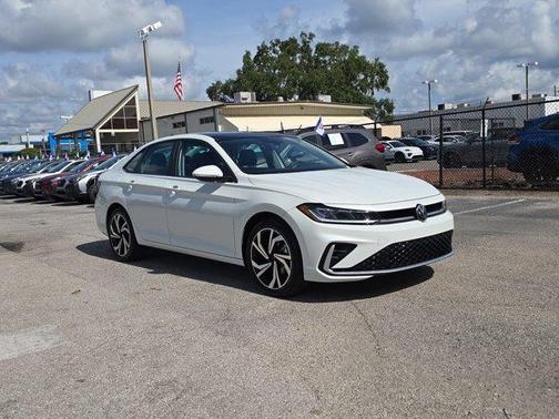 2025 Volkswagen Jetta 1.5T SEL
