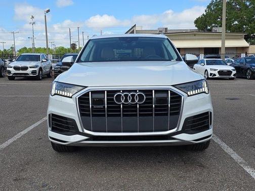 2021 Audi Q7 55 Prestige