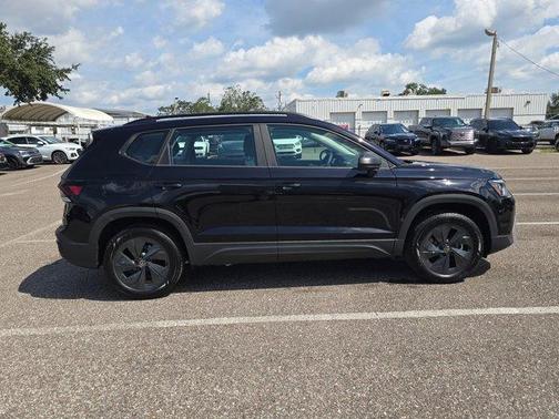 2025 Volkswagen Taos 1.5T S