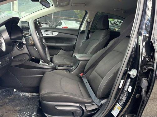 2024 Kia Forte LX