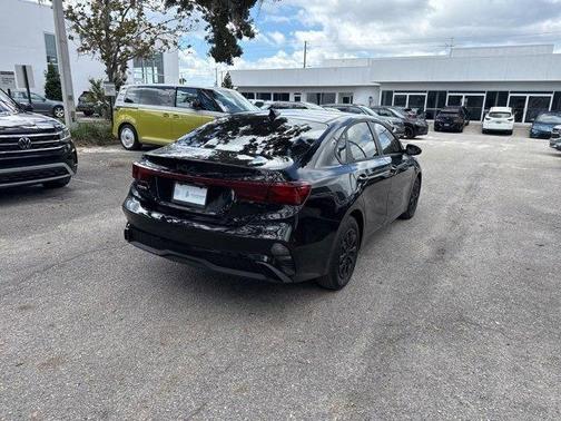 2024 Kia Forte LX