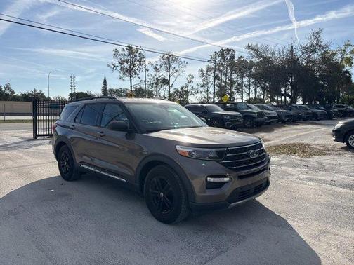 2021 Ford Explorer XLT