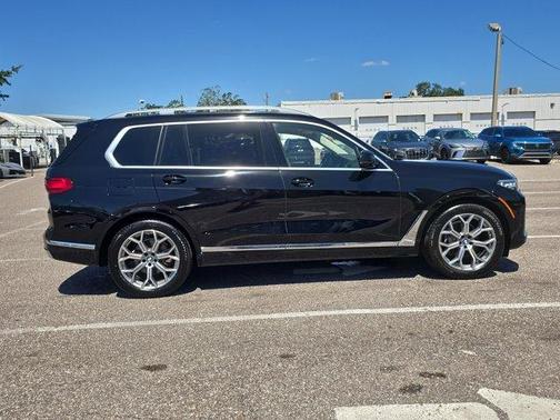 2022 BMW X7 xDrive40i