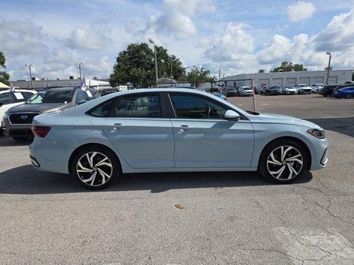 2025 Volkswagen Jetta 1.5T SEL