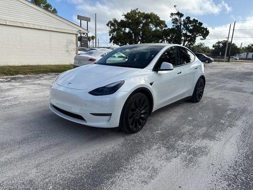 2024 Tesla Model Y Performance