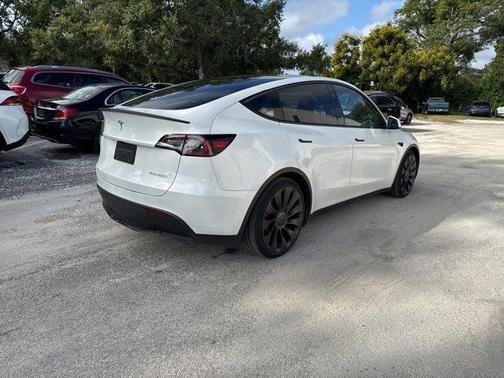 2024 Tesla Model Y Performance