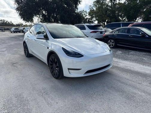 2024 Tesla Model Y Performance