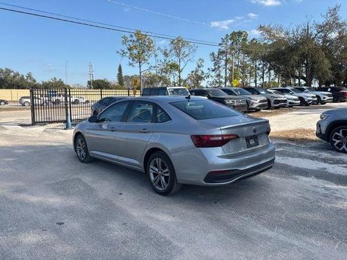 2024 Volkswagen Jetta 1.5T SE