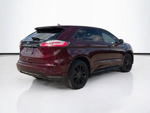 2022 Ford Edge ST Line