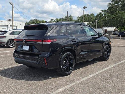 2025 Volkswagen Tiguan 2.0T SE