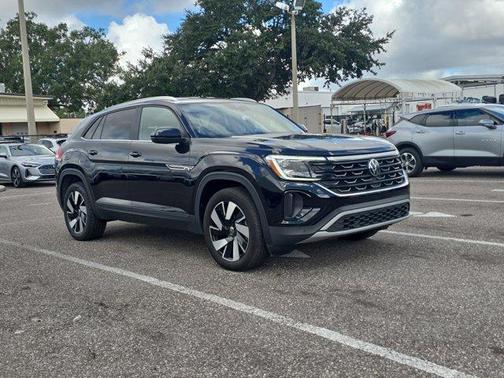 2024 Volkswagen Atlas Cross Sport 2.0T SE w/Technology