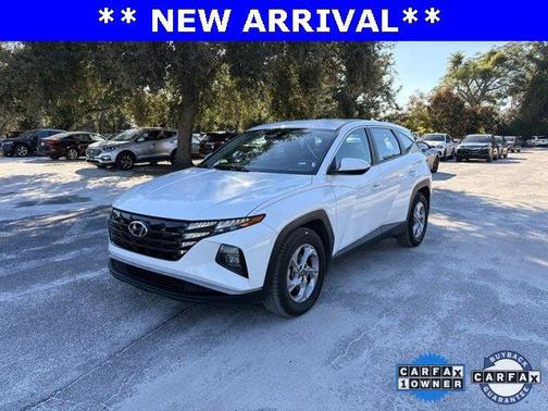 2023 Hyundai TUCSON SE