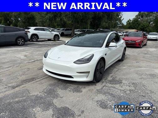 2021 Tesla Model 3 Standard Range Plus