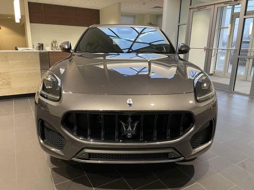 GRIGIO LAVA GRAY 2026 Maserati Grecale Modena