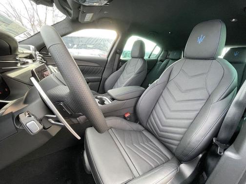 2026 Maserati Grecale Modena